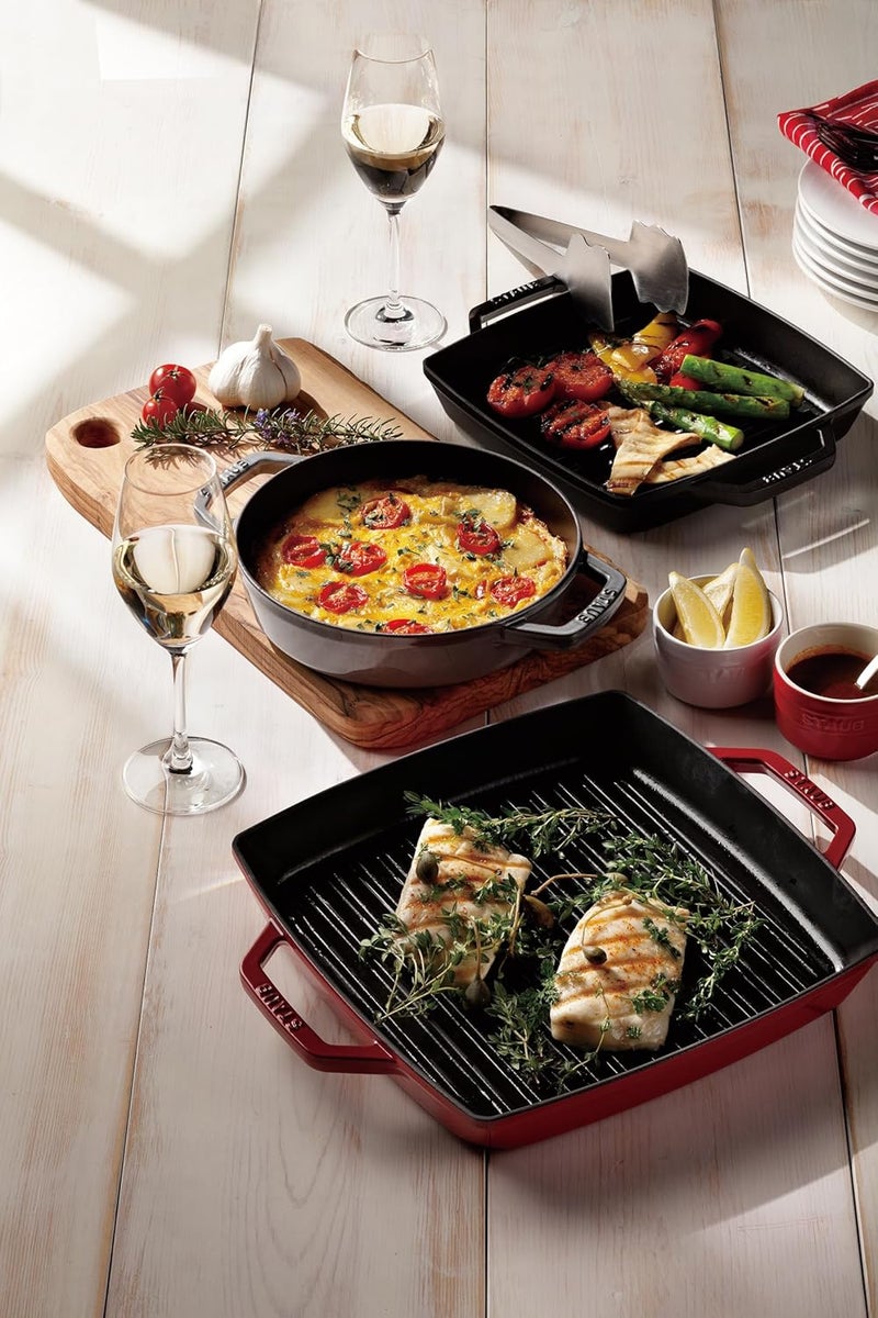 Staub Pure Grill Pan 30cm Cherry - Cast Iron with Black Matt Enamel Interior - Image 4